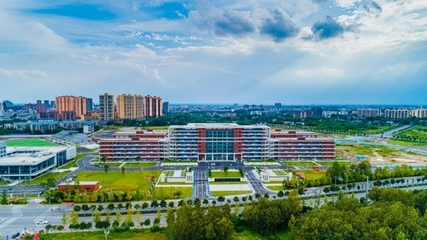 電子科技大學成都學院什邡校區正式啟用，助力區域科技創新發展